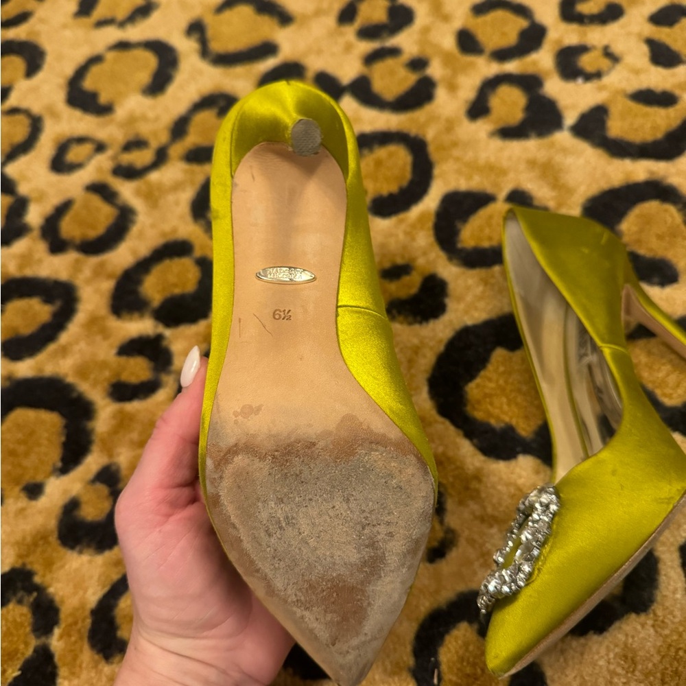 Badgley Mischka Cher Pump - Picture 4 of 4